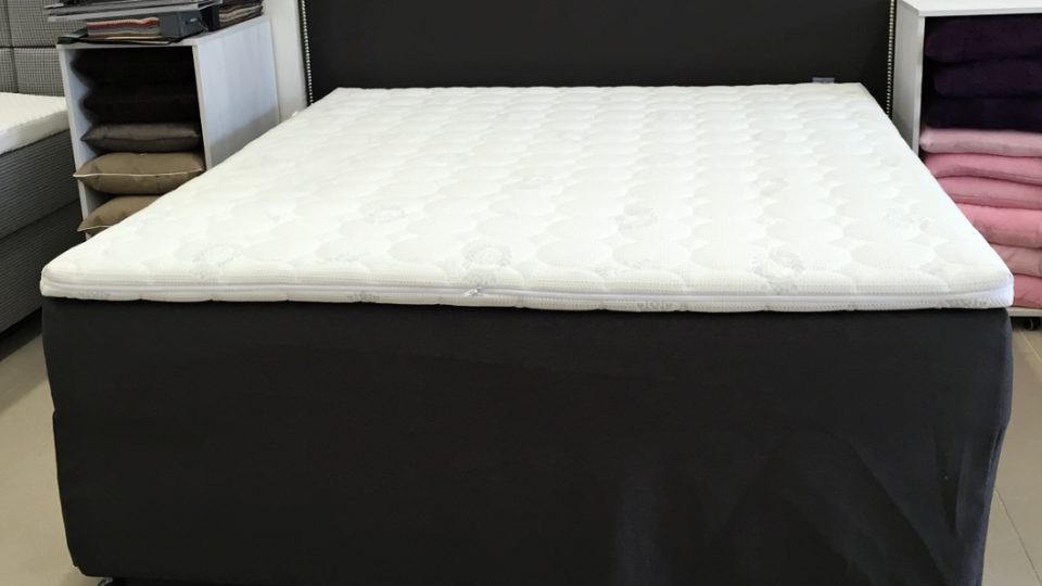 Matracový top pro komfortnější spaní