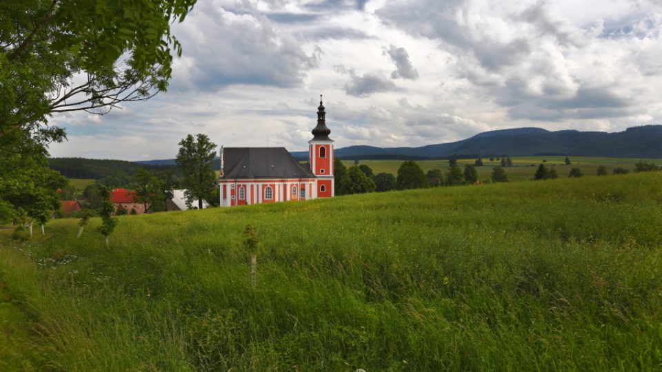 Unikátní kostely na Broumovsku - Božanov