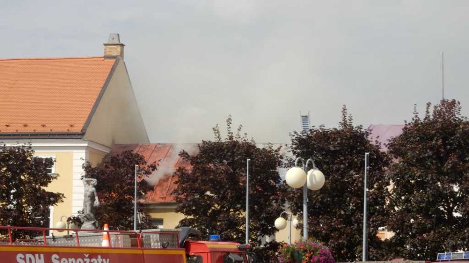 Požár na Horním náměstí v Humpolci