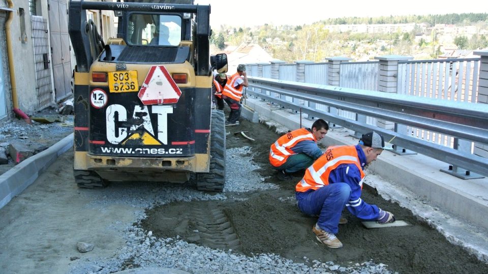 Poslední úpravy v kladenské čtvrti Podprůhon