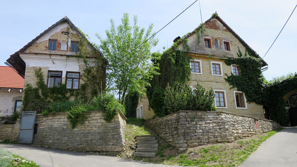 Kamenné domy v Sedleci