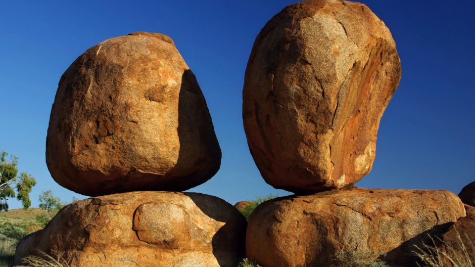 Devils Marbles, známá i neznámá místa australského vnitrozemí