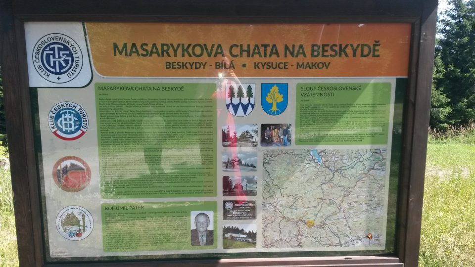 Masarykovu chatu v Beskydech Masaryk nikdy nenavštívil, zato sem rád zavítal vášnivý turista Petr Bezruč