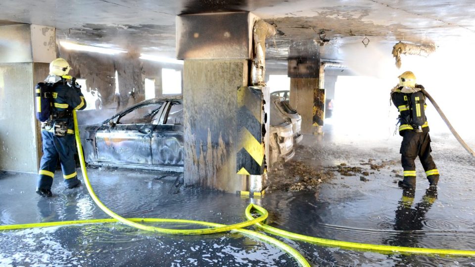  Požár hotelových garáží ve Františkových Lázních