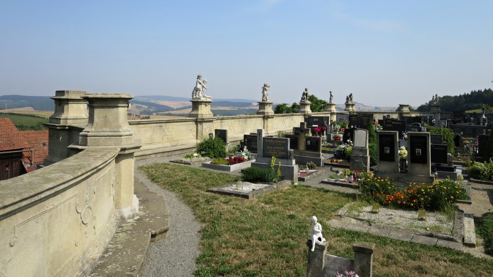 Barokní hřbitov Střílky