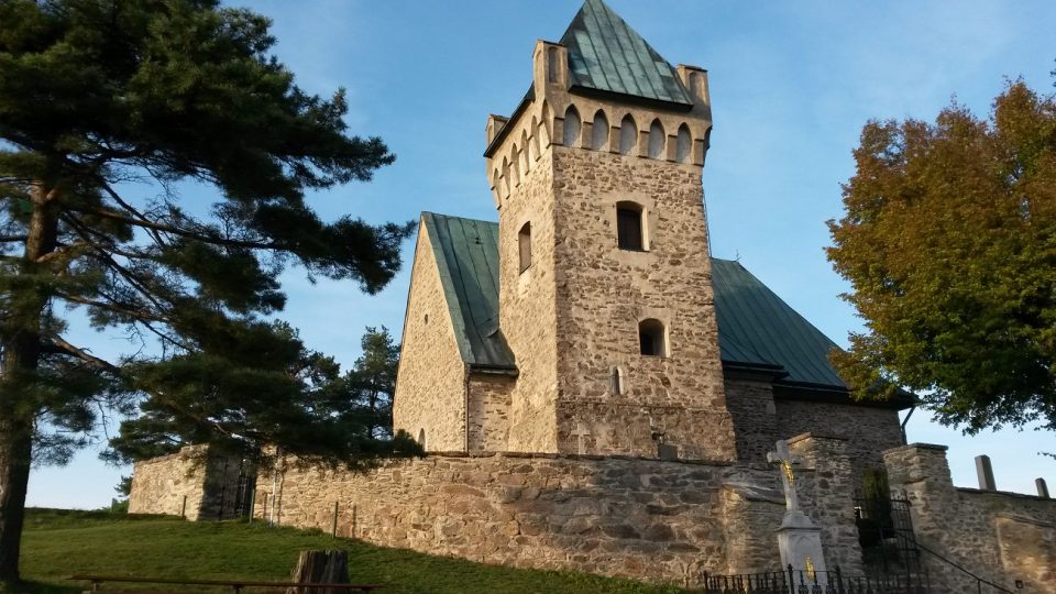 Vítochovský kostelík v raně románském stylu