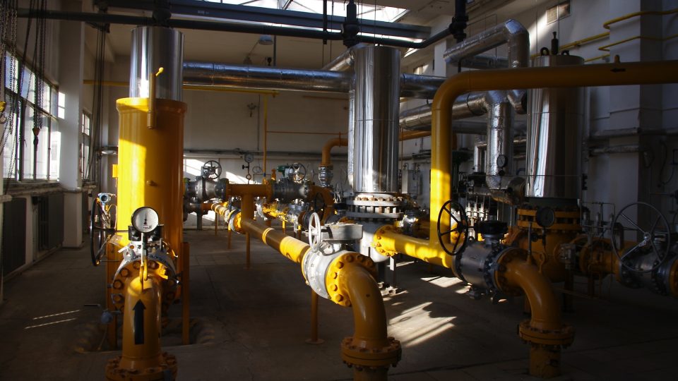 Regulační stanice upravuje tlak plynu na hodnotu požadovanou zákazníke