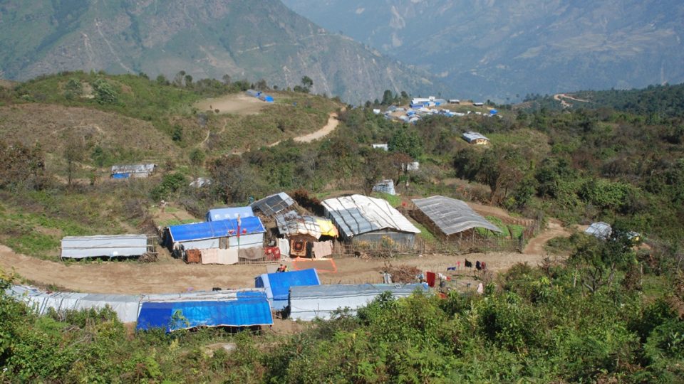 Nepálská vesnice Selang, jedno z míst kam putuje pomoc ze sbírky Českého rozhlasu