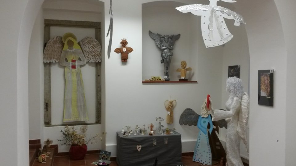 Výstava andělů v muzeu v Kladrubech na Tachovsku