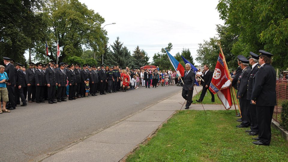 Hasiči při oslavách 900 let obce Řestoky