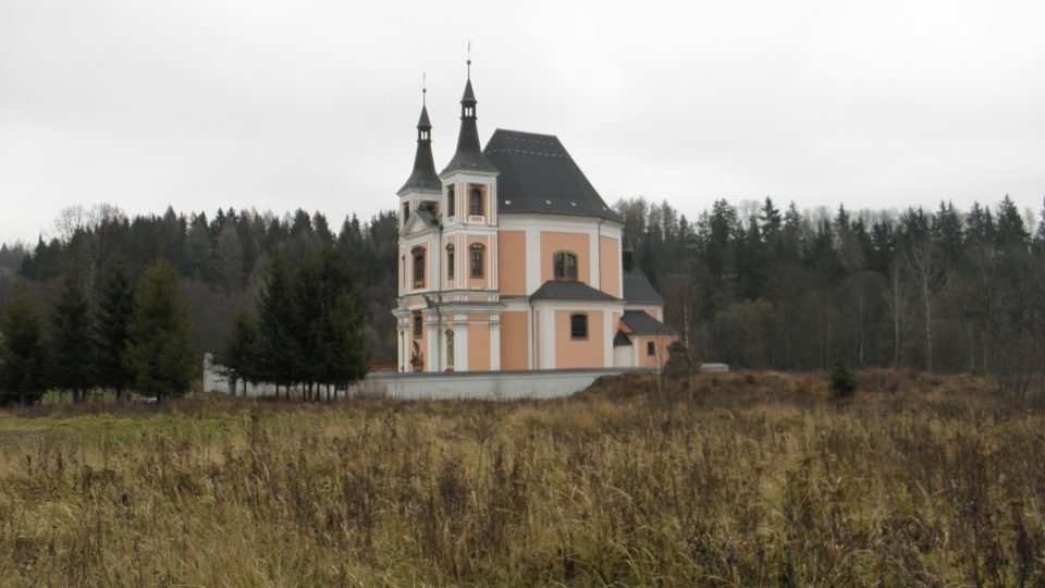 Také kostel ve Staré Vodě byl vyčleněn z výcvikového prostoru. Bude ve správě obce Libavá