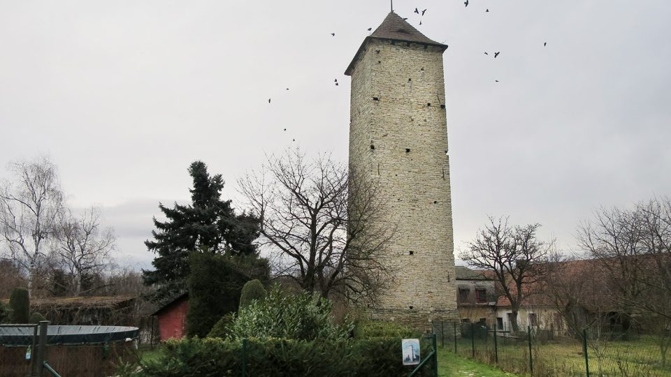 Stará vodárenská věž v Chrasti
