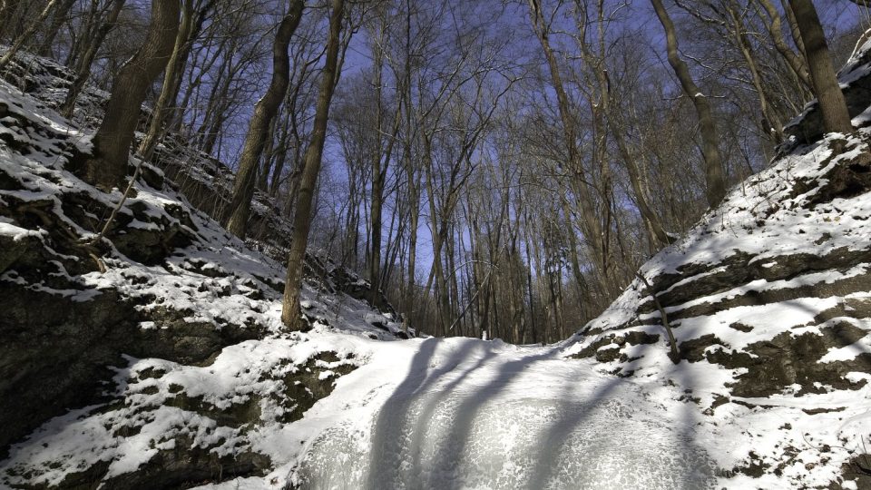 Romantika Bubovických vodopádů v mrazivé zimě