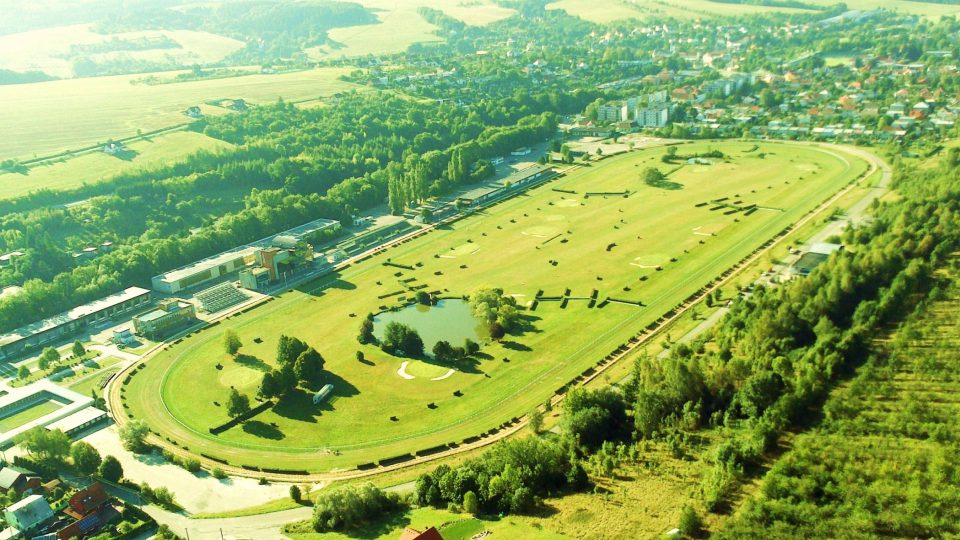 Areál slušovického závodiště patří k nejmladším v České republice