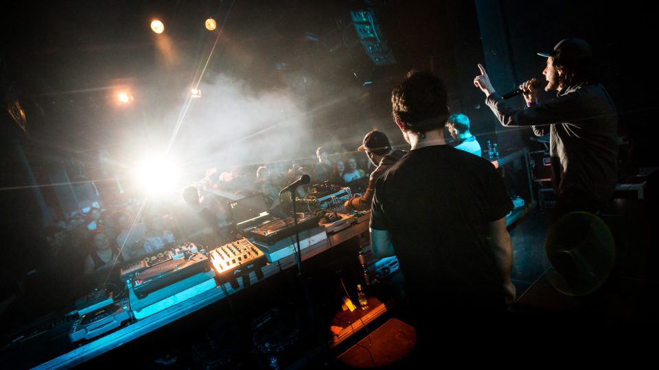 Stand High Patrol v MeetFactory 03560526.jpeg