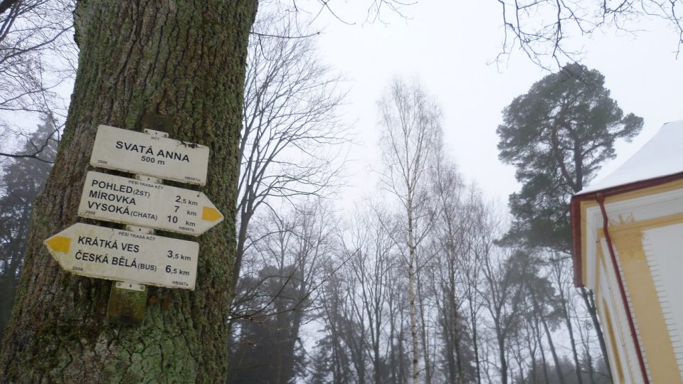 Na Svatou Annu dojdete z Pohledu nebo z Krátké vsi