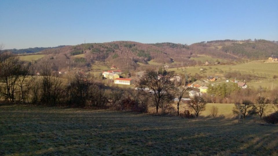 Stezka vás provede kolem obce tak, že máte ze všech světových stran krásný výhled na Kašavu