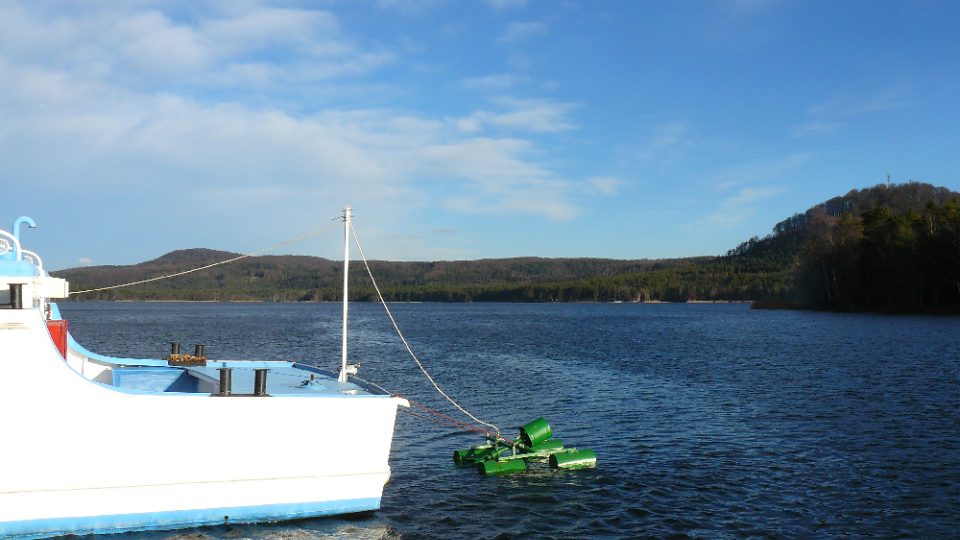 Máchovo jezero - záběr od přístaviště