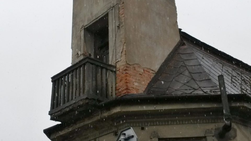 Věžička. V této části domu má být v budoucnu útulna