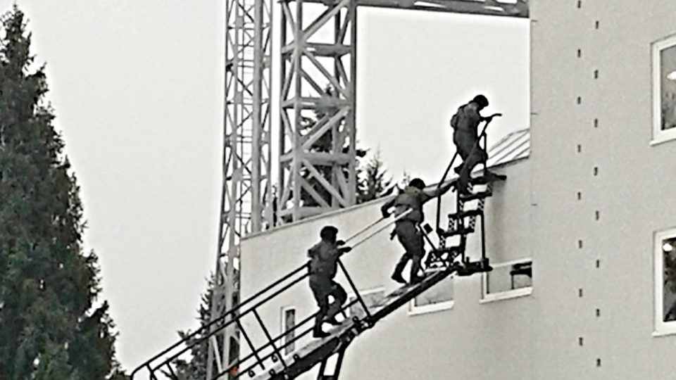 Unikátní Zbirožský výcvikový prostor využijí zásahové jednotky pro nácvik taktických přiblížení a práce ve výškách