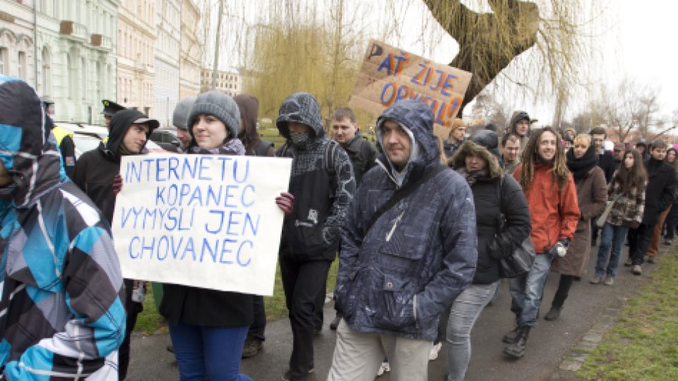 Demonstrace za svobodný přístup k internetu