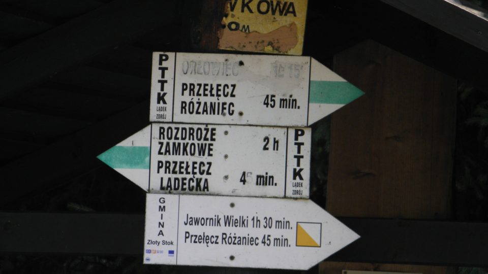 Z Borůvkové hory se můžeme vydat na Růženec i po polské straně hranic