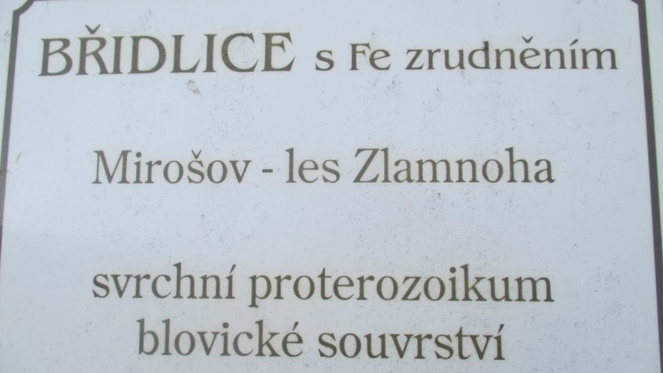 Exponát odkazující právě na ZLamnohu