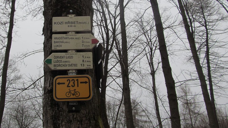 Cesta na Hradišťany Cesta na Hradišťany