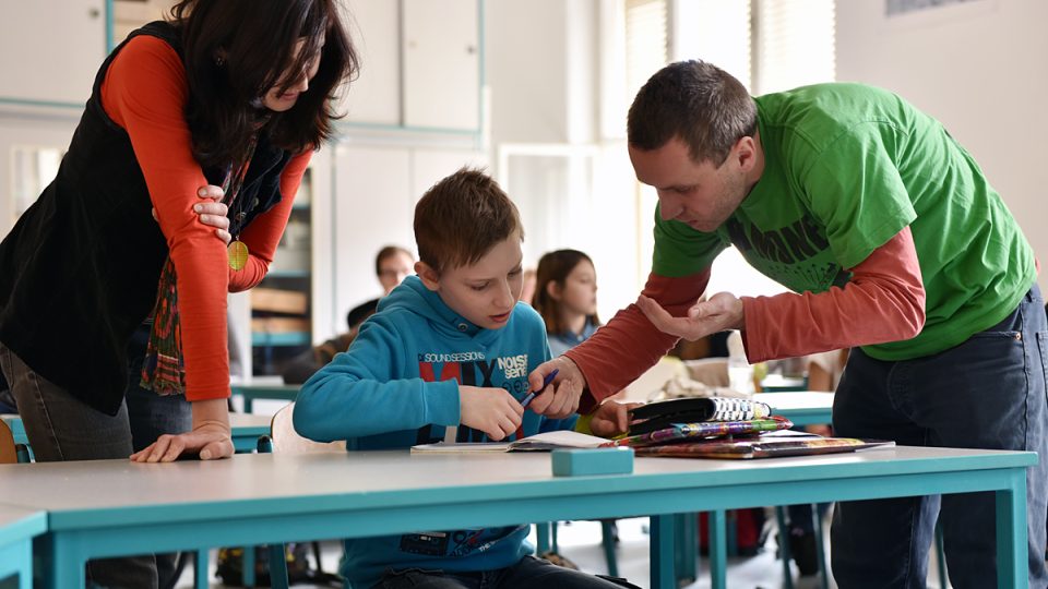 Výuka znevýhodněných dětí v běžných třídách funguje v ZŠ Lyčkovo náměstí už roky