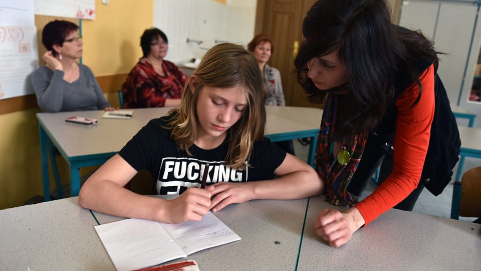 Výuka znevýhodněných dětí v běžných třídách funguje v ZŠ Lyčkovo náměstí už roky