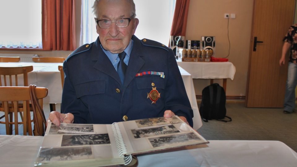 Zasloužilý hasič František Hrabal - nejstarší hasič kraje