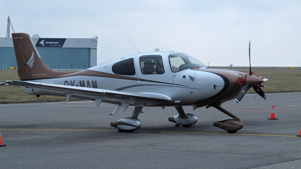 Aerotaxi pro tři pasažéry a pilota