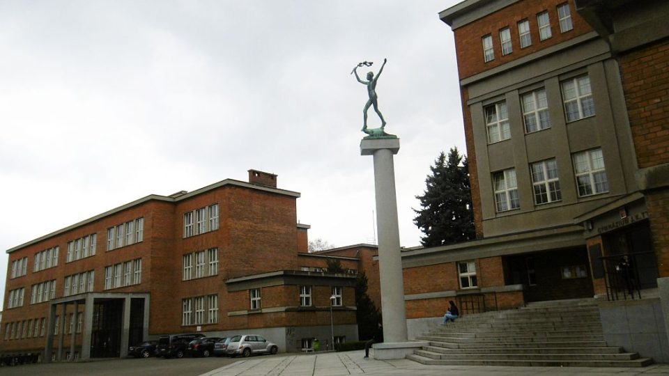 Školský areál V Lipkách v Hradci Králové, postavený v roce 1927 podle návrhu architekta Josefa Gočára