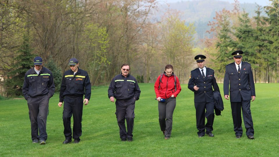 Redaktorka Dita Vojnarová a hasiči z Bělkovic - Lašťan