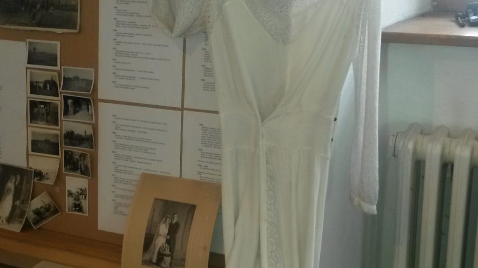Svatební šaty maminky paní Tomáškové