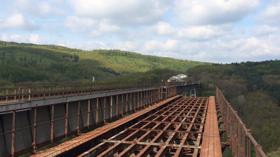 Ivančický viadukt z roku 1870, nejstarší celoželezný most v Rakousku-Uhersku