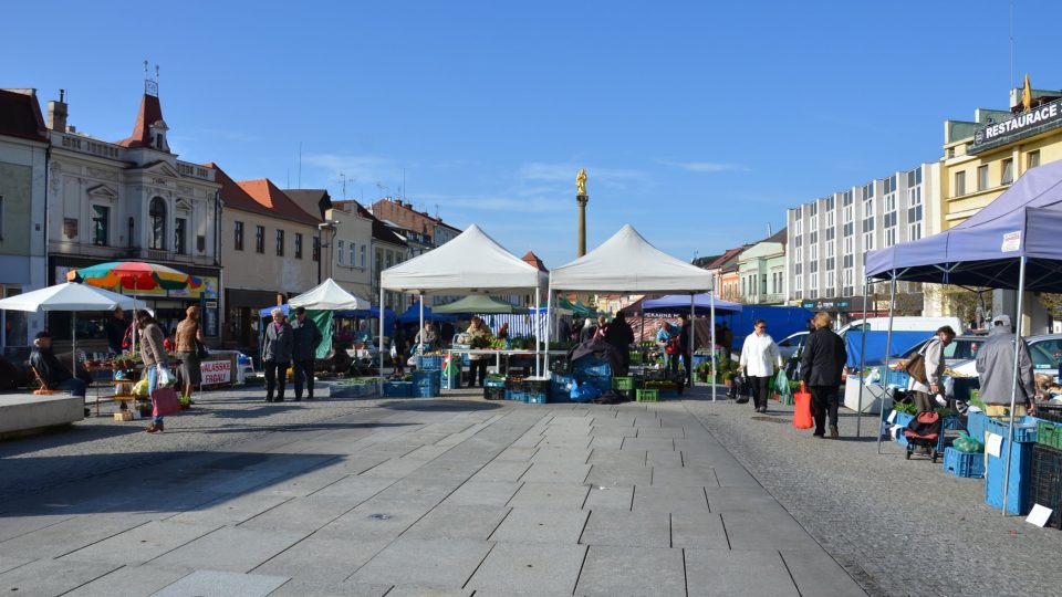 Farmářské trhy na Staroměstském náměstí v Mladé Boleslavi