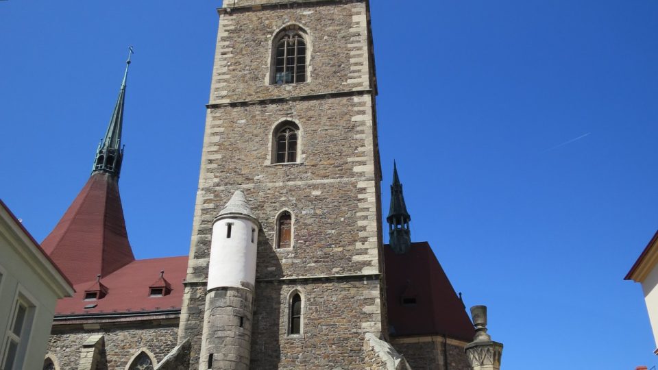 Věž kostela sv. Petra a Pavla vybízí k prohlídce