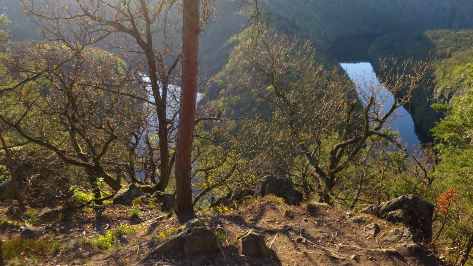 Nejkrásnější výhled je z níže umístěných plošin na skále. Výhled je ale úchvatný z každého místa