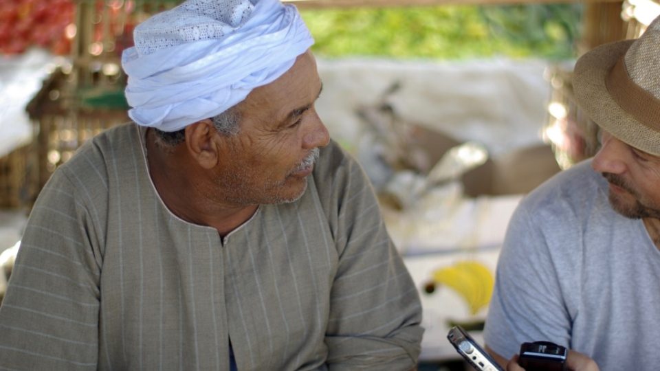 Abd al-Hádí je typický trhovec, který se svou zeleninou obráží okolní obce