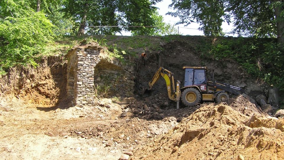 Zámecký park v Loučné nad Desnou před rekonstrukcí