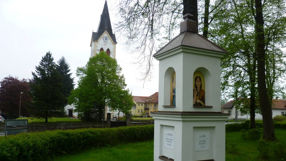 V Jiřicích není jen lípa. Stačí se rozhlédnout