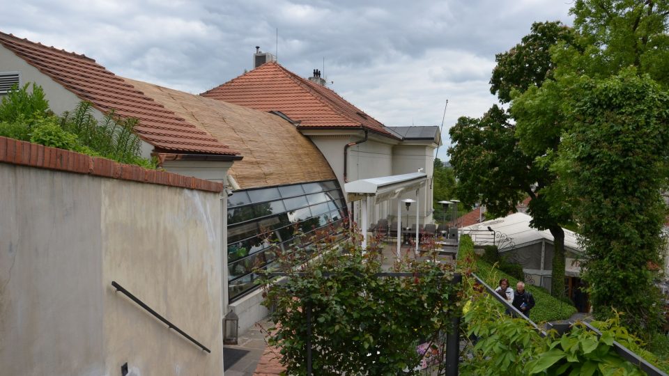 Skleník nechal k vile přistavět potomek původního majitele