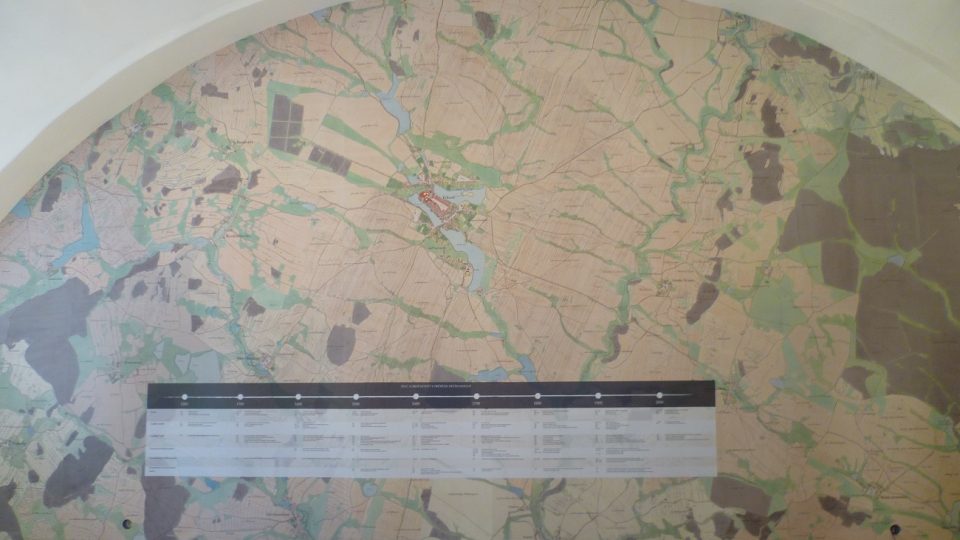 Historická mapa Telče a okolí na stěně muzea