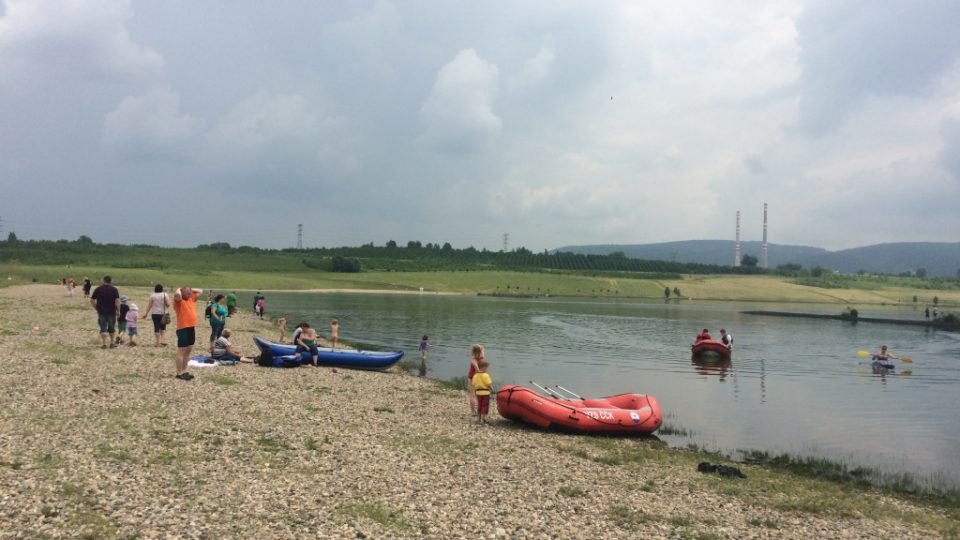 Jezero Milada na Ústecku, kde bývaly hnědouhelné doly