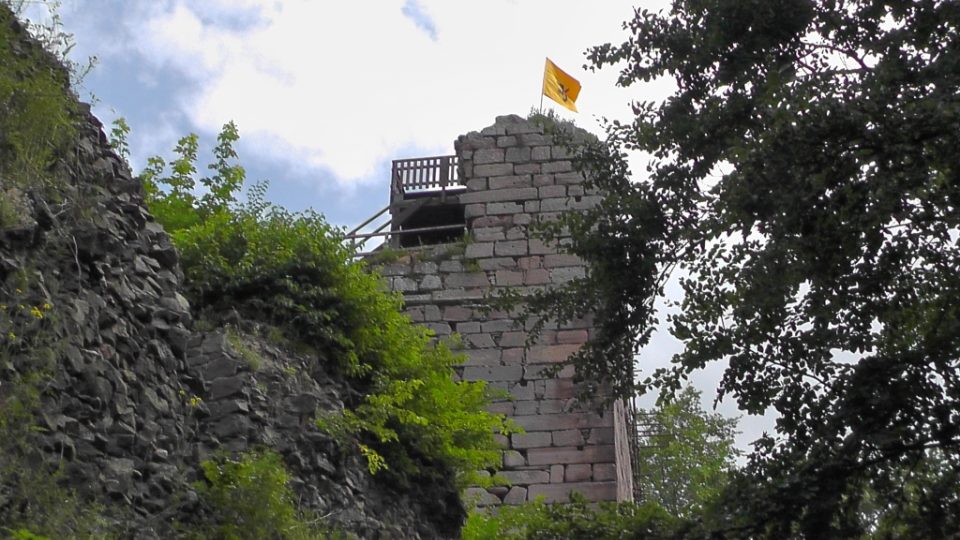 Nadšenci už 25 let opravují hrad Kumburk na Semilsku