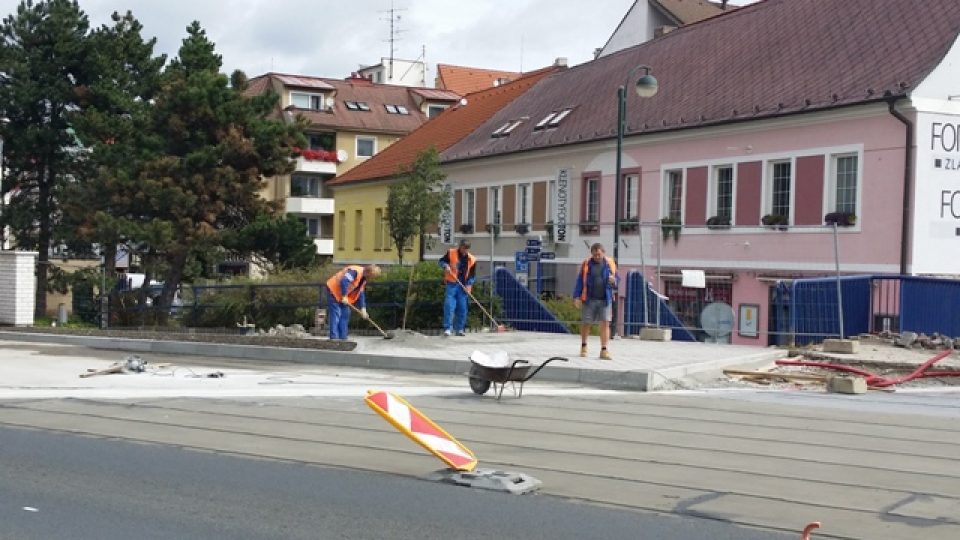 Rekonstrukce mostu ve Strakonicích se prodlužuje. Komplikace to přináší motoristům i pořadatelům dudáckého festivalu