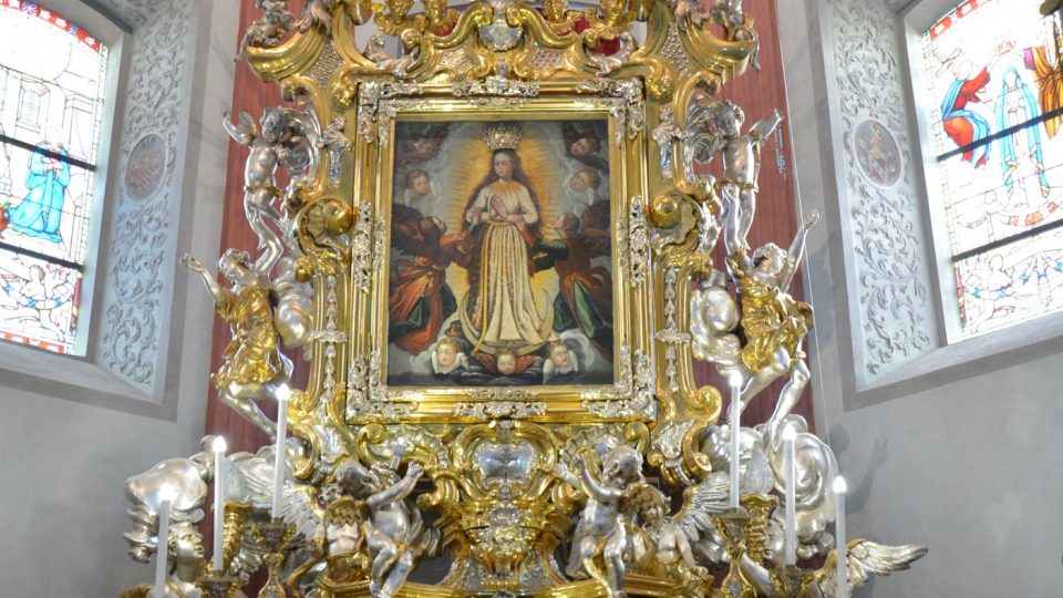 Oltář s obrazem Panny Marie Klokotské