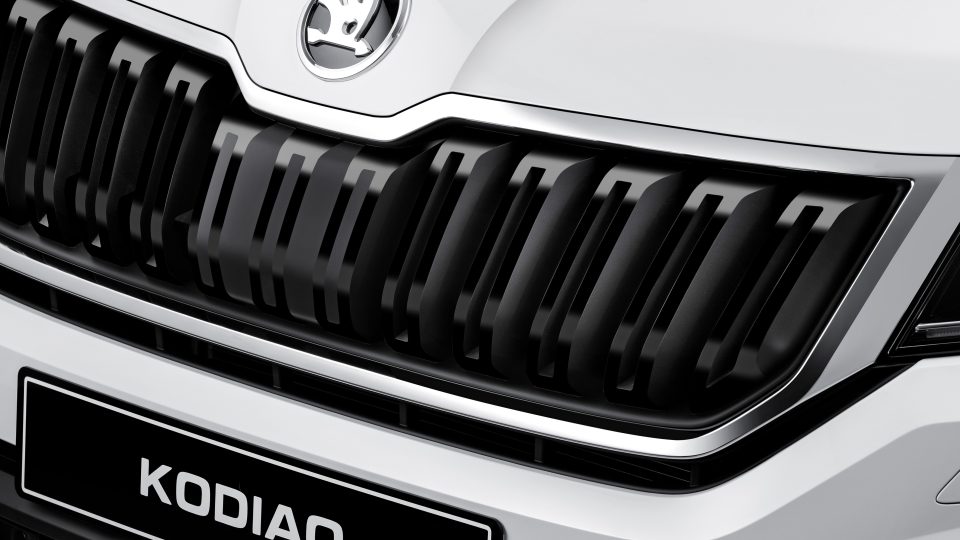 Škoda Kodiaq: detaily nenechají nikoho na pochybách, že jde o vůz z továrny, co má ve znaku okřídlený šíp