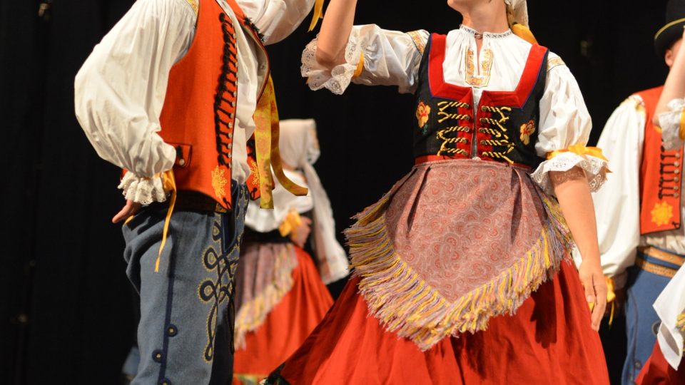 Obrazem z Karlovarského folklorního festivalu